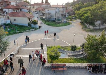 Τελετή ονοματοδοσίας υπαίθριου χώρου άθλησης Βουλιαγμένης σε “Γυμναστήριο Κωνσταντίνα – Ελένη Δημητροπούλου”