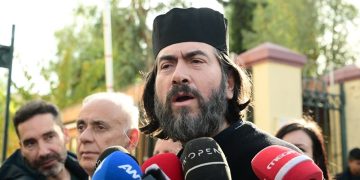 “Κιβωτός του Κόσμου”: Την ενοχή του πατέρα Αντώνιου και τεσσάρων συνεργατών του ζητά η εισαγγελέας