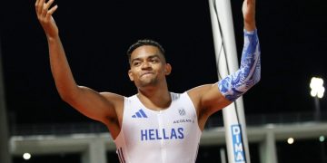Στίβος: Κορυφαία φετινή επίδοση στον κόσμο ο Εμμανουήλ Καραλής με 6μ.