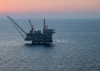 Δύο συμφωνίες και ένα ραντεβού ξεκλειδώνουν τον ενεργειακό κόμβο στην Ελλάδα