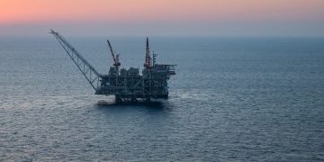 Δύο συμφωνίες και ένα ραντεβού ξεκλειδώνουν τον ενεργειακό κόμβο στην Ελλάδα