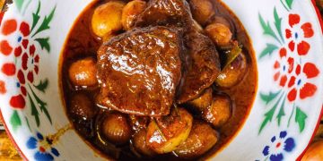 Στιφάδο: Διάφορες συνταγές για ένα πεντανόστιμο πιάτο