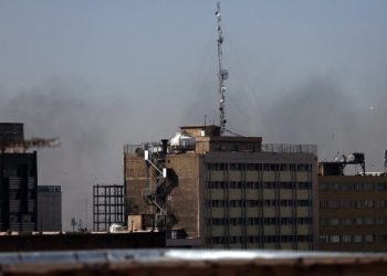 ΗΠΑ και Ισραήλ εξαπέλυσαν επίθεση εναντίον του Ιράν – Reuters: Νεκρός ο Αγιατολάχ Αλί Χαμενεΐ