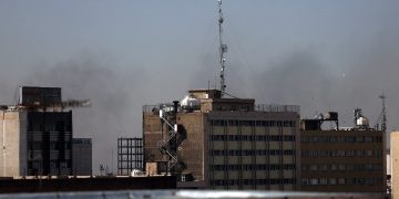 ΗΠΑ και Ισραήλ εξαπέλυσαν επίθεση εναντίον του Ιράν