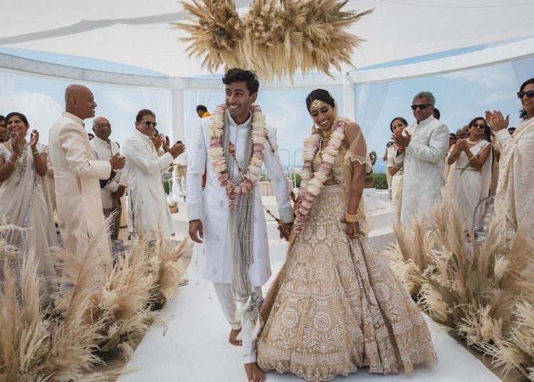 Ινδικοί γάμοι στην Ελλάδα: Πολυήμεροι εορτασμοί, υψηλά budgets και η μεγάλη ευκαιρία για τον γαμήλιο τουρισμό