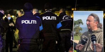 Ο δύτης που βούτηξε μέσα στο σκοτάδι για να σώσει ζωές: «Ζήσαμε τραγικές στιγμές, ανασύραμε 12 σορούς»