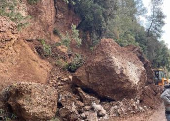 Ε.Ο. Πύργου – Τριπόλεως: Ολική διακοπή κυκλοφορίας λόγω κατολισθήσεων κοντά στα Λαγκάδια