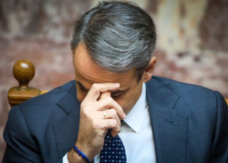 Πρόωρες εκλογές για να αποφύγει τα χειρότερα