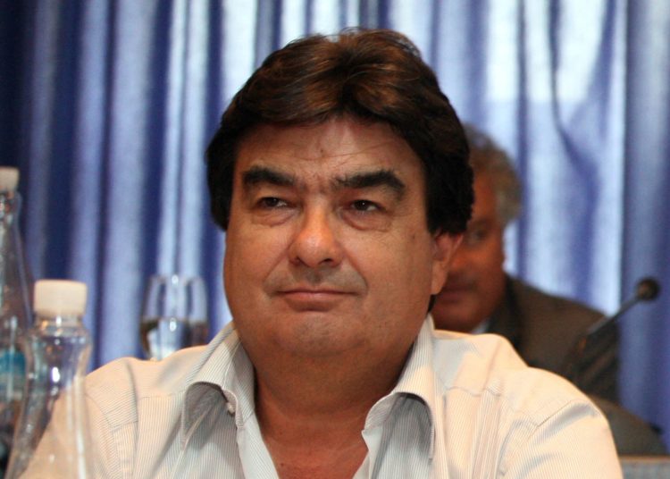 Διέγραψαν τον Οδυσσέα, παίρνει την έδρα ο… διαγραμμένος