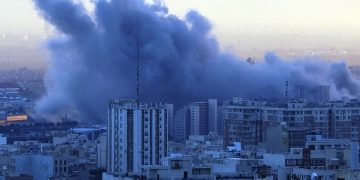 Με μεγάλη ένταση συνεχίστηκαν οι επιθέσεις ΗΠΑ και Ισραήλ κατά του Ιράν