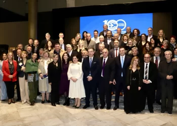 Με λάμψη και συγκίνηση στο Ηράκλειο η εναρκτήρια εκδήλωση για τα 100 χρόνια της ΕΣΗΕΠΗΝ