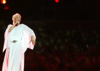 Έφυγε από τη ζωή η Μαρινέλλα – Μια από τις σημαντικότερες τραγουδίστριες της χώρας
