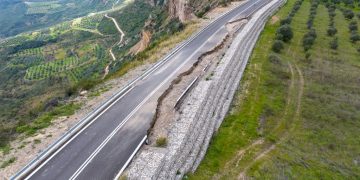 Μεγάλες οι ζημιές σε Χελιδόνι, Νεράϊδα & Κρυονέρι