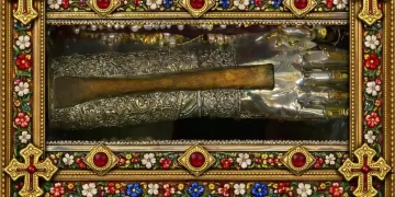 Ο Πύργος υποδέχεται το Τίμιο Χέρι του Αγίου και Θαυματουργού Σπυρίδωνος