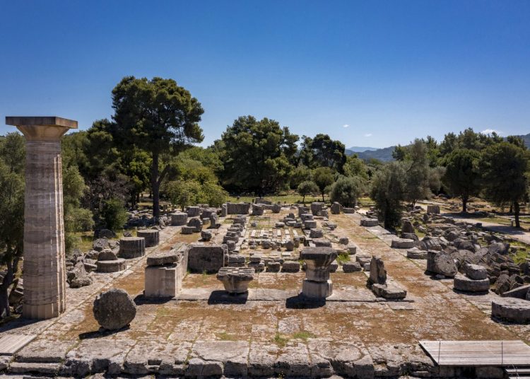 Υπουργείο Πολιτισμού: Αποφάσισε την αποκατάσταση του δαπέδου του Ναού του Διός στην Ολυμπία