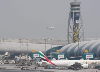 Τρόμος στο Ντουμπάι: Drones χτύπησαν το αεροδρόμιο λίγο πριν απογειωθεί πτήση με Έλληνες επιβάτες