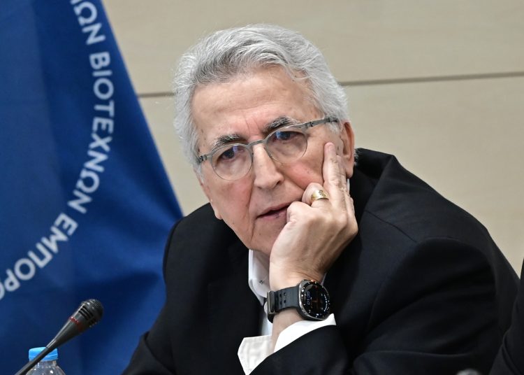 Στο αρχείο η υπόθεση με τα 3,2 εκατ. ευρω στο πόθεν έσχες του Γιάννη Παναγόπουλου