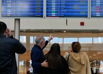 Θρίλερ με χιλιάδες εγκλωβισμένους Ευρωπαίους στις χώρες του Κόλπου