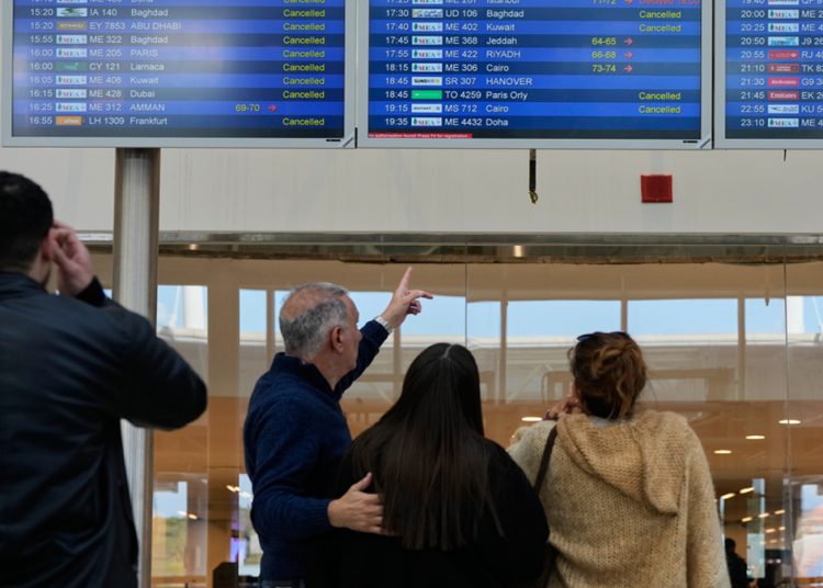 Θρίλερ με χιλιάδες εγκλωβισμένους Ευρωπαίους στις χώρες του Κόλπου