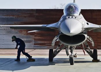 Ελλάδα: Νέα εξοπλιστικά 5 δισ. ευρώ για τις Ένοπλες Δυνάμεις