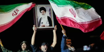 Η κυβέρνηση του Ιράν επιβεβαιώνει: Ο Αλί Χαμενεΐ σκοτώθηκε, 40 ημέρες δημόσιου πένθους και 7 ημέρες αργία