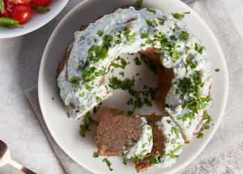 Ρολό κιμά με σάλτσα ροκφόρ