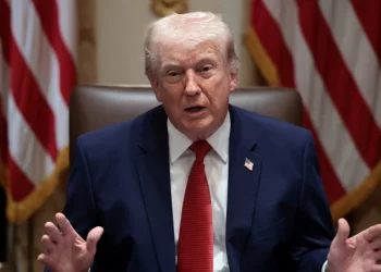 «Μας παραπλάνησε»: Έξαλλοι οι βουλευτές με τον Τραμπ, αποχώρησαν από απόρρητη ενημέρωση για το Ιράν στο Καπιτώλιο