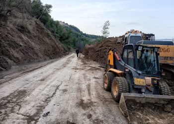 Γούμερο: Αποκαταστάθηκε ο δρόμος προς Αγία Άννα μετά την κατολίσθηση