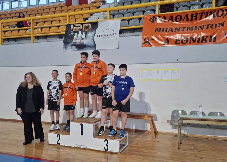 Μπάντμιντον: Πλούσιο θέαμα του Φιλαθλητικού Πύργου στο περιφερειακό τουρνουά
