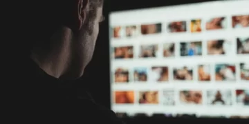 Πάτρα: Έφοδος της Δίωξης Ηλεκτρονικού Εγκλήματος σε σπίτι γνωστού συνταξιούχου γιατρού – Βρέθηκε υλικό παιδικής πορνογραφίας