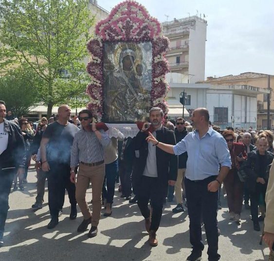 ΠΥΡΓΟΣ: Περιφορά της εικόνας Ζωοδόχου Πηγής