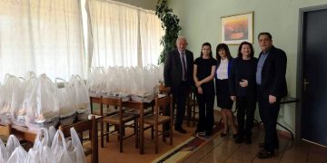 Δήμος Ήλιδας: Προσέφερε γεύμα το Πάσχα σε όσους έχουν ανάγκη