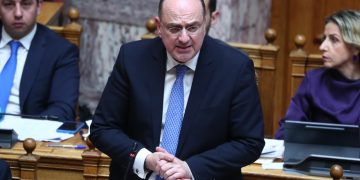 Νέα δήλωση Λαζαρίδη χωρίς παραίτηση – Θέλει να επιστρέψει λεφτά μετά τις αποκαλύψεις