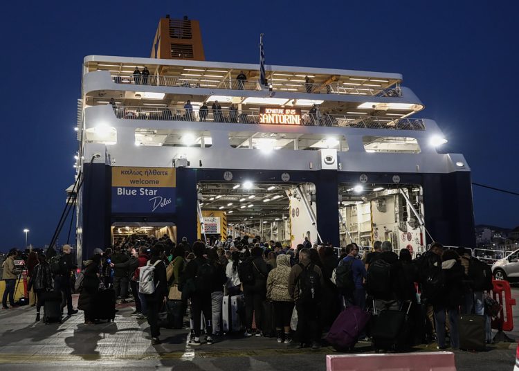 Κορυφώνεται η έξοδος του Πάσχα από τα λιμάνια