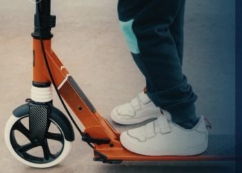 «Είμαστε όλοι συγκλονισμένοι» – Θρήνος στην Ηλεία για τον 13χρονο που σκοτώθηκε με πατίνι