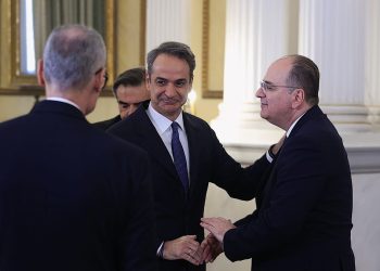 Μακάριος Λαζαρίδης: Ο υπουργός του Μητσοτάκη με πτυχίο ¨μαϊμού¨ – Νέο σκάνδαλο