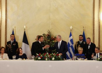 «Ελλάς – Γαλλία – Συμμαχία» από τον Μακρόν – Το λαμπερό δείπνο στο Προεδρικό Μέγαρο
