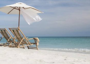 Κοινωνικός τουρισμός για 300.000 δικαιούχους – Όλες οι λεπτομέρειες για τις αιτήσεις, τη μοριοδότηση, τις τιμές και τη δωρεάν διαμονή