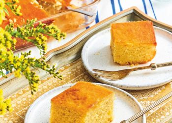 Γιαουρτόπιτα με πορτοκάλι