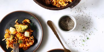 Γιουβέτσι με λαχανικά και κεφαλοτύρι