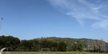 Γήπεδο Πελοπίου: Μπαίνει μεταλλική κερκίδα 600 θέσεων