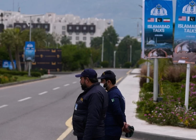 Σήμερα οι κρίσιμες συνομιλίες ΗΠΑ – Ιράν στο Πακιστάν για το μέλλον του πολέμου