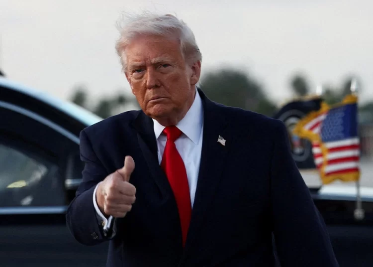 Ανάλυση CNN: Γιατί ο Τραμπ έδωσε εντολή να αποκλειστούν τα Στενά του Ορμούζ, κίνηση που έχει κάνει ήδη το Ιράν