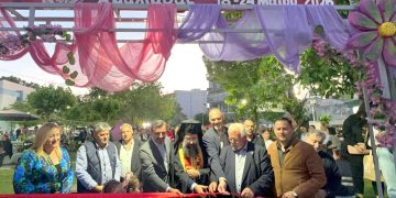 «”Πλημμύρισε” από κόσμο η Αμαλιάδα στα εγκαίνια της 24ης Πανηλειακής Ανθοκομικής Έκθεσης
