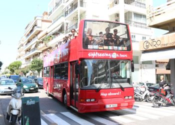 Δήμος Πύργου: Τα ανοιχτά λεωφορεία της κρουαζιέρας και τα ψέματα της αντιπολίτευσης