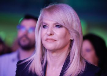 Φουλ ολοταχώς για το ΠΑΣΟΚ