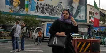 Στο «κόκκινο» η ένταση μεταξύ ΗΠΑ και Ιράν – Με αντίποινα απειλεί η Τεχεράνη στις αμερικανικές επιθέσεις