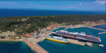 Κατάκολο: Ασθενοφόρο & υγειονομικό προσωπικό στο λιμάνι για κάλυψη αναγκών