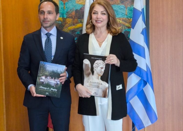Στην Ολυμπία η Άντζελα Γκερέκου-Συνάντηση με Δήμαρχο για την ανάδειξη της περιοχής