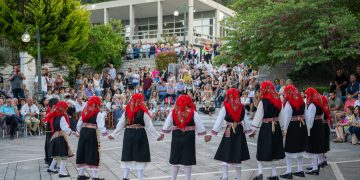 Με μεγάλη επιτυχία πραγματοποιήθηκε το 2ο Παιδικό Φεστιβάλ Ελληνικού Παραδοσιακού Χορού Αρχαίας Ολυμπίας